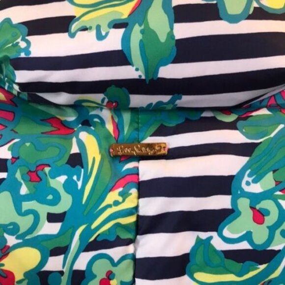 218.00 NWT LILLY PULITZER SYD REVERSIBLE DOWN VEST PARADISIO FLORAL STRIPE - Picture 3 of 6